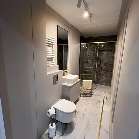 Wiatraczna Glamour * Varsóvia